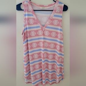 VIAMOR NWOT WOMENS TOP L TANK TOP LARGE NWOT